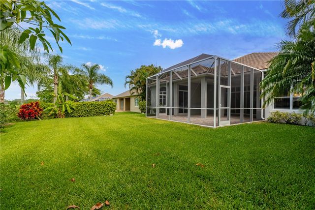 7627 S Village Square, Vero Beach, FL 32966