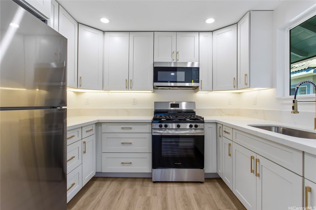 1861 Kapiolani Boulevard A, Honolulu, HI 96826