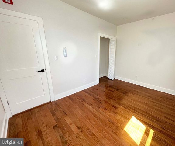 311 S 60TH ST, Philadelphia, PA 19143