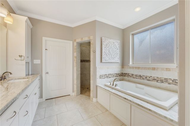 4406 Norwich Drive, College Station, TX 77845