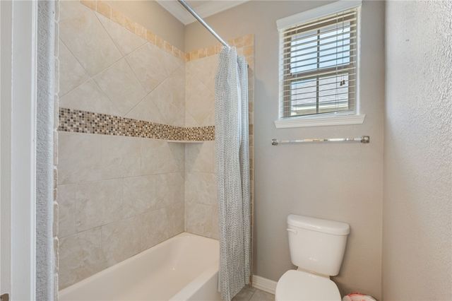 4406 Norwich Drive, College Station, TX 77845