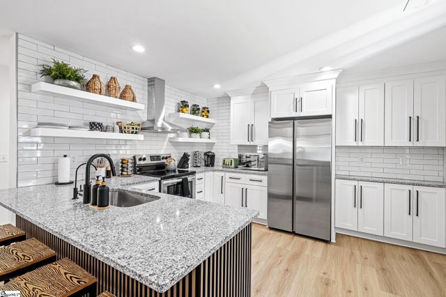 54 Allen Street, Greenville, SC 29605