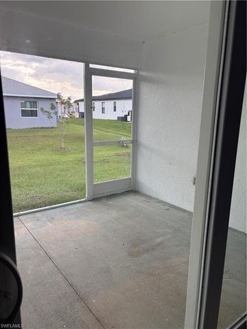 4727 21st ST SW, Lehigh Acres, FL 33973