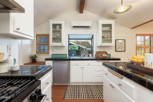 3123 Hermosa Avenue, La Crescenta, CA 91214