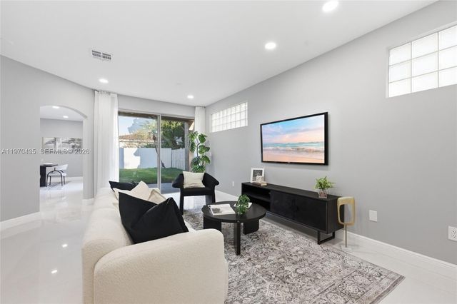 4055 Fern Forest Rd, Cooper City, FL 33026