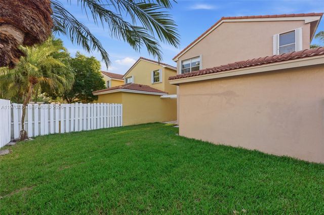 4055 Fern Forest Rd, Cooper City, FL 33026