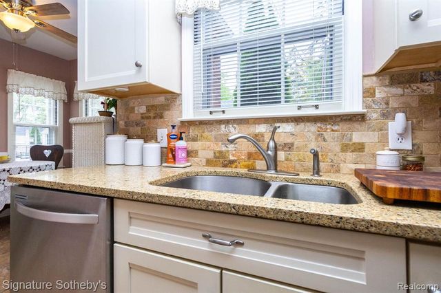 3629 Cumberland Road, Berkley, MI 48072