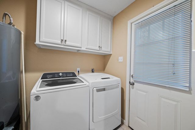 203 N Bayou Bend Drive, Baytown, TX 77521