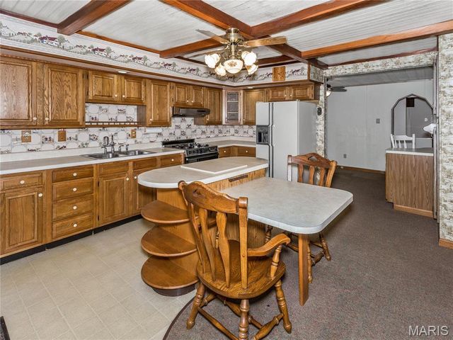 3204 Amherst Avenue, Collinsville, IL 62234