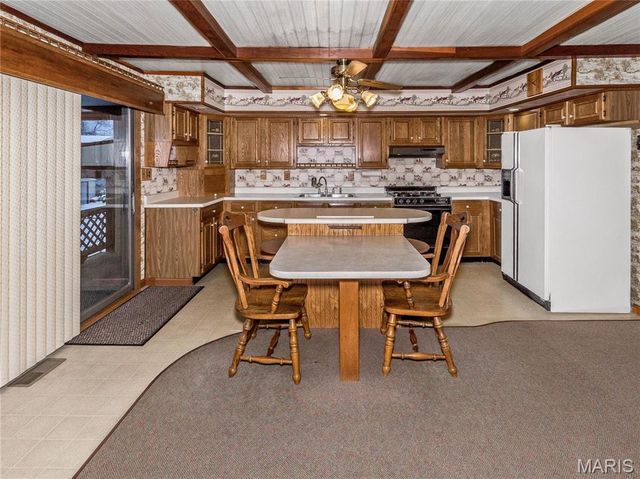 3204 Amherst Avenue, Collinsville, IL 62234