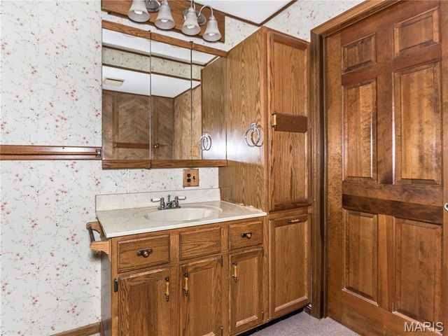 3204 Amherst Avenue, Collinsville, IL 62234