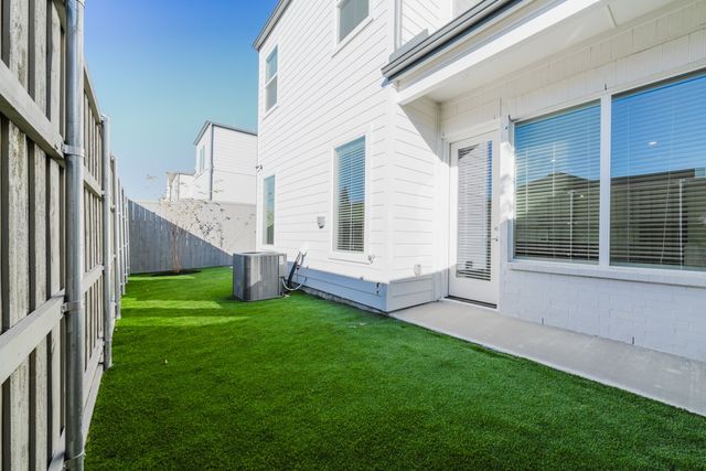 11661 Liberty Commons Court, Dallas, TX 75229
