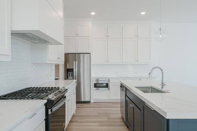 11661 Liberty Commons Court, Dallas, TX 75229