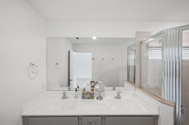1009 Sweet Briar Lane, Riviera Beach, FL 33410