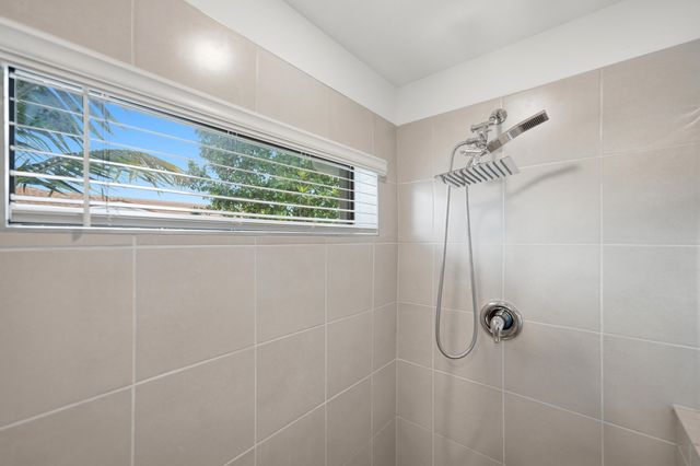 1009 Sweet Briar Lane, Riviera Beach, FL 33410