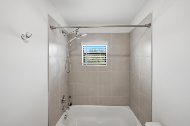 1009 Sweet Briar Lane, Riviera Beach, FL 33410