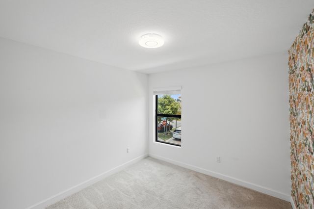 1009 Sweet Briar Lane, Riviera Beach, FL 33410
