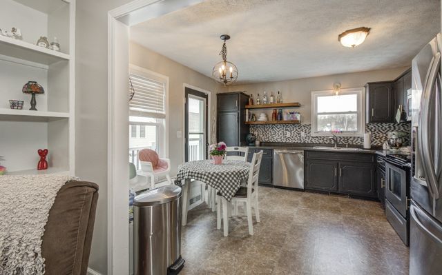 2611 Cummings Cir, Clarksville, TN 37042