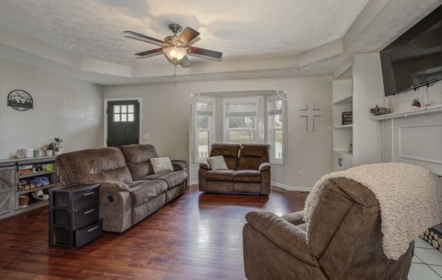 2611 Cummings Cir, Clarksville, TN 37042