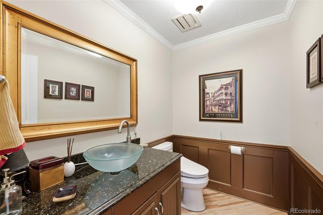5875 S Goldsmith Place, Englewood, CO 80111
