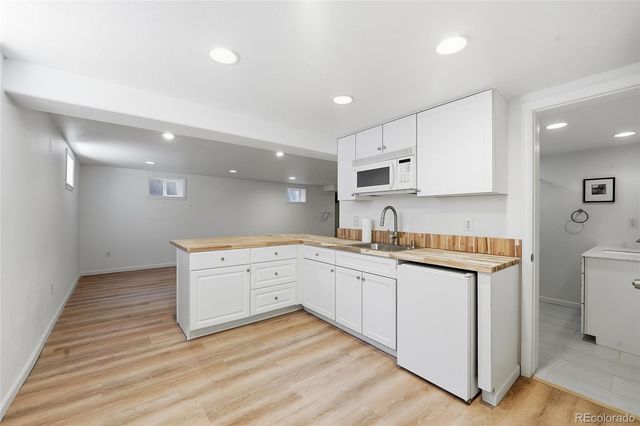5875 S Goldsmith Place, Englewood, CO 80111