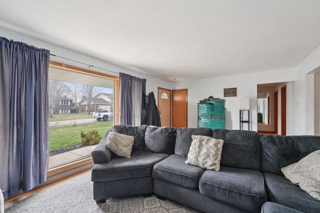 4004 86th PLACE, Kenosha, WI 53142