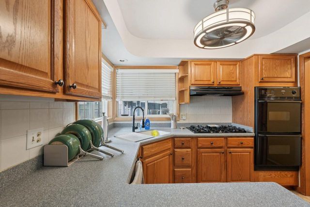 4004 86th PLACE, Kenosha, WI 53142