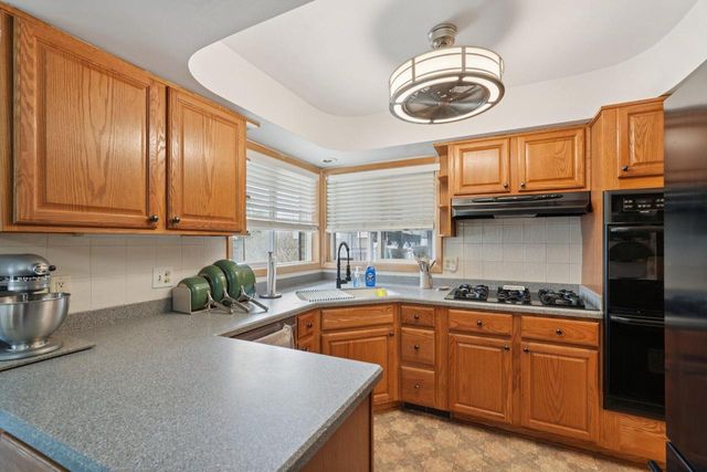 4004 86th PLACE, Kenosha, WI 53142