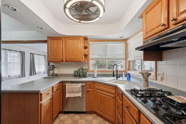 4004 86th PLACE, Kenosha, WI 53142