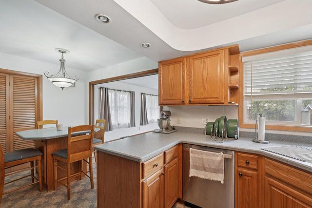 4004 86th PLACE, Kenosha, WI 53142