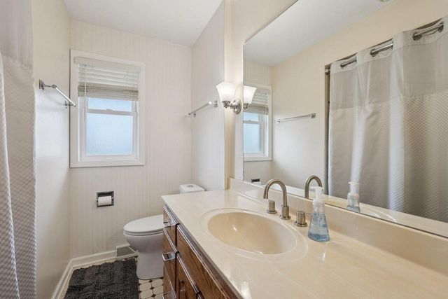 4004 86th PLACE, Kenosha, WI 53142