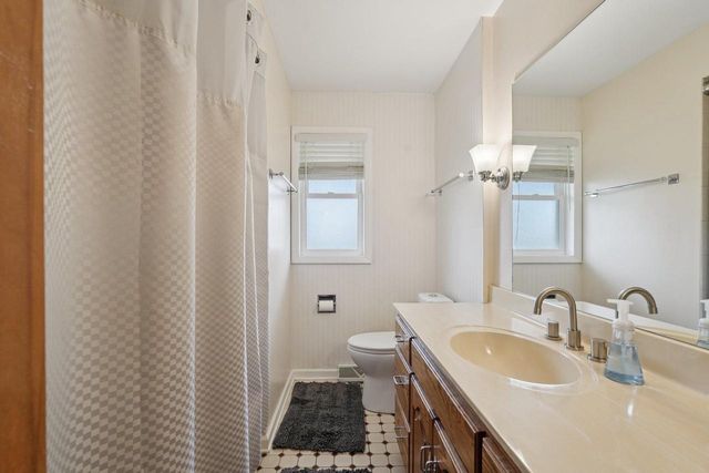 4004 86th PLACE, Kenosha, WI 53142