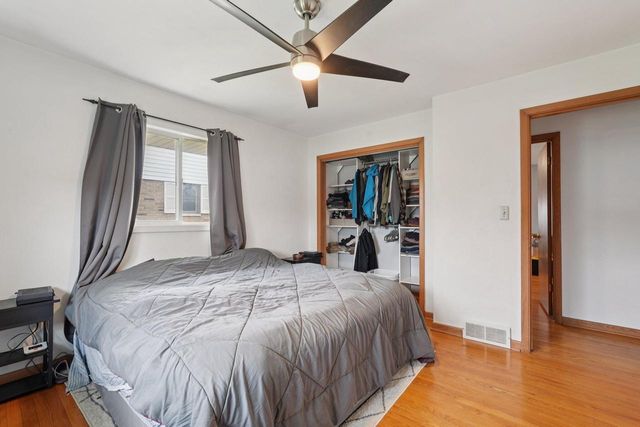 4004 86th PLACE, Kenosha, WI 53142