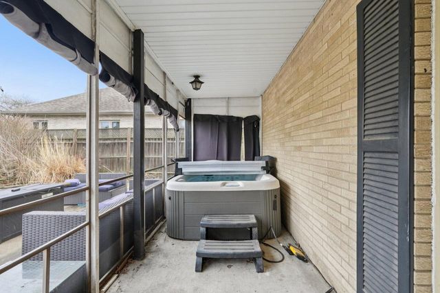 4004 86th PLACE, Kenosha, WI 53142