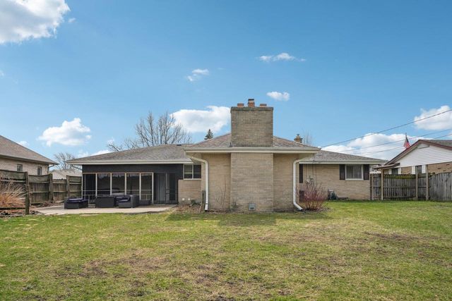 4004 86th PLACE, Kenosha, WI 53142