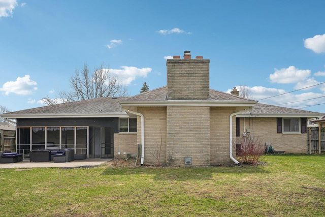 4004 86th PLACE, Kenosha, WI 53142