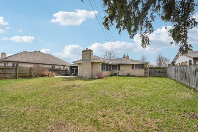 4004 86th PLACE, Kenosha, WI 53142