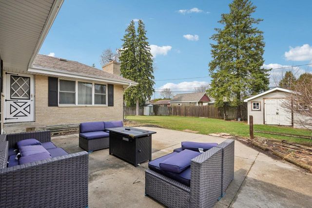 4004 86th PLACE, Kenosha, WI 53142