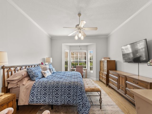 219 Park Shores Circle 219B, Vero Beach, FL 32963