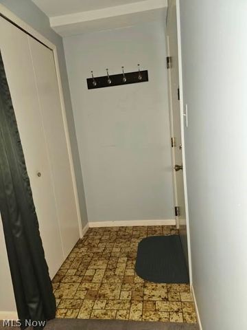 9660 Cove Drive F-16, North Royalton, OH 44133