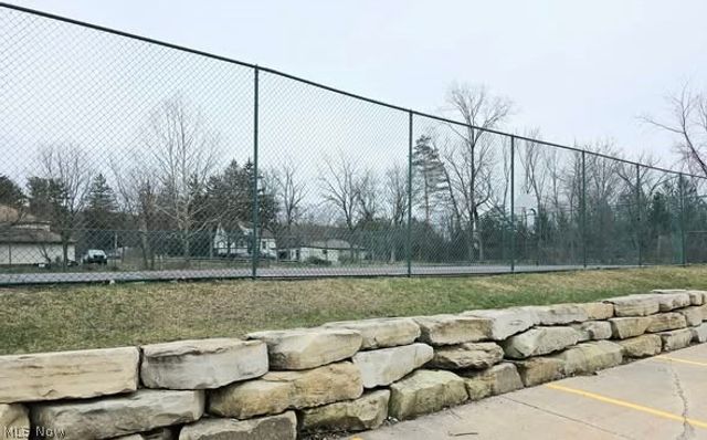 9660 Cove Drive F-16, North Royalton, OH 44133