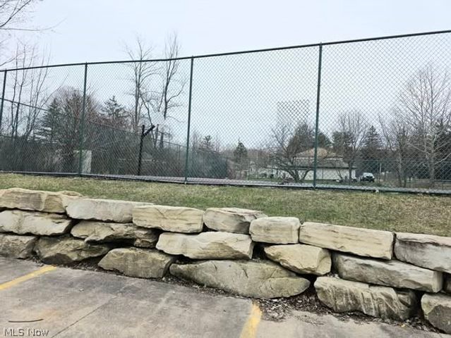 9660 Cove Drive F-16, North Royalton, OH 44133