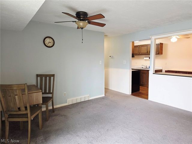 9660 Cove Drive F-16, North Royalton, OH 44133