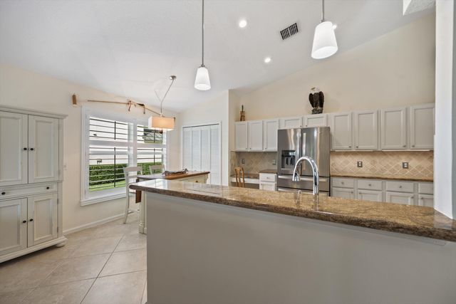 15802 Glen Willow Lane, Wellington, FL 33414