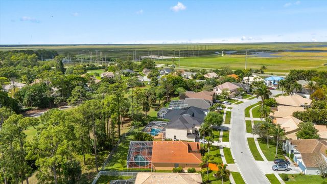 15802 Glen Willow Lane, Wellington, FL 33414