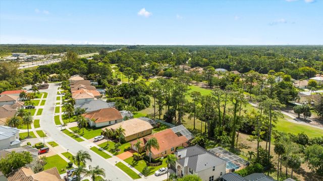 15802 Glen Willow Lane, Wellington, FL 33414