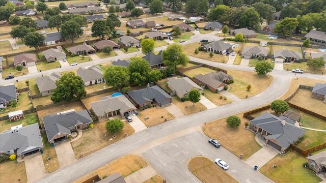 107 N Collin Drive, Chandler, TX 75758