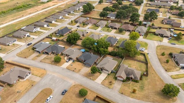 107 N Collin Drive, Chandler, TX 75758