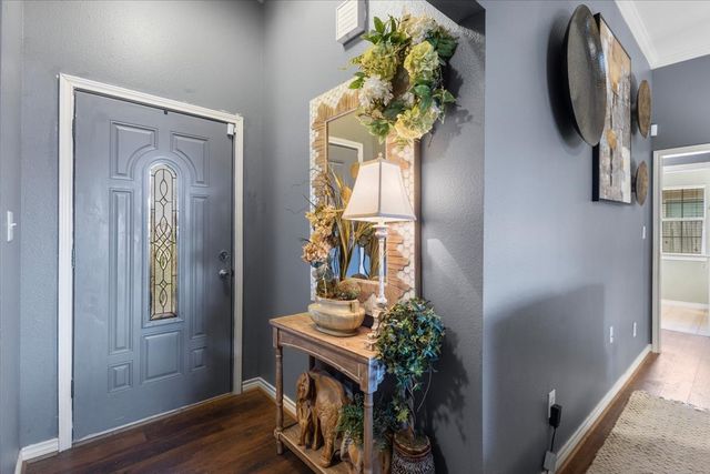 107 N Collin Drive, Chandler, TX 75758