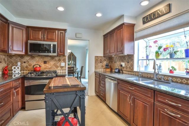 321 Blossom, Brea, CA 92821